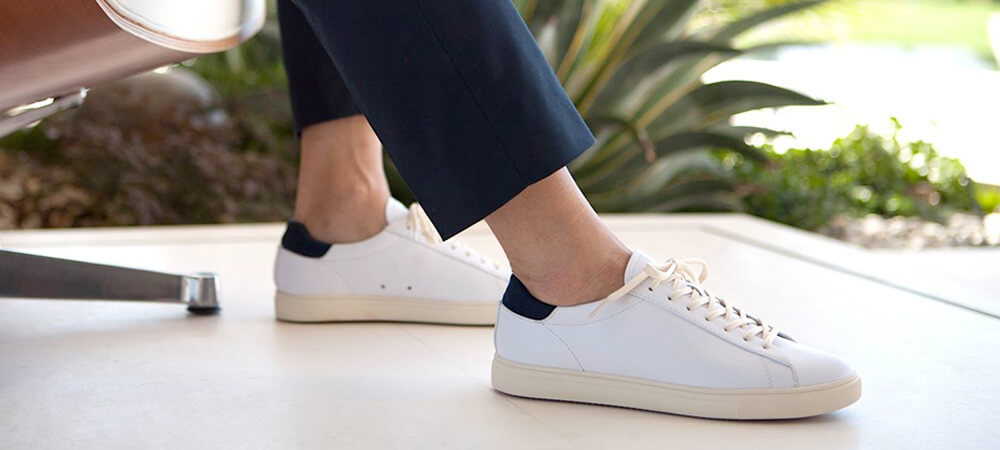 Men sneakers to Wear with a Suit