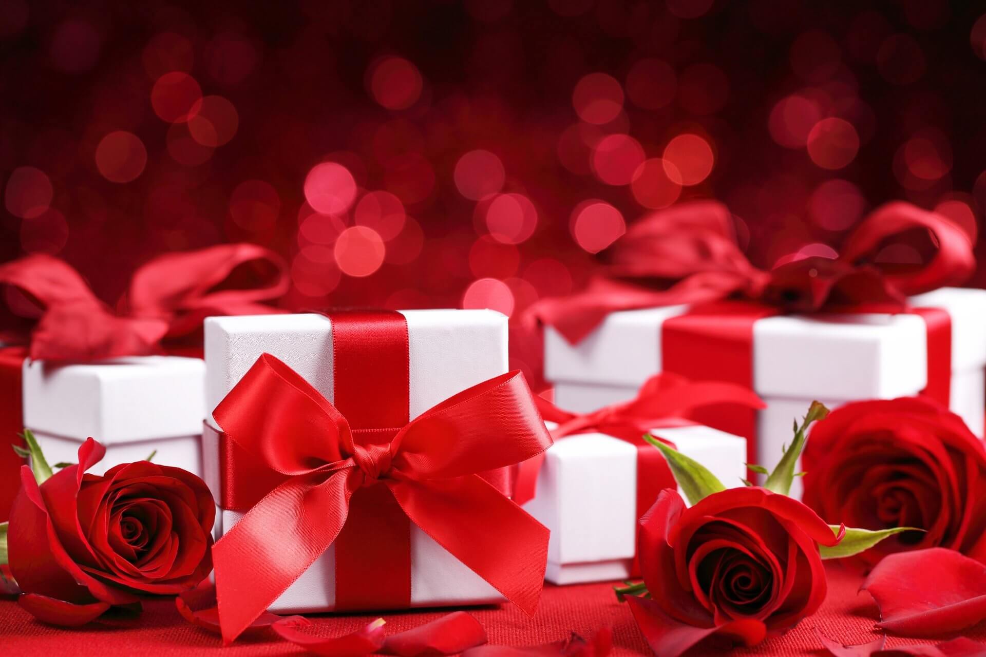 Best Valentine's Day Gifts For Her Or Him