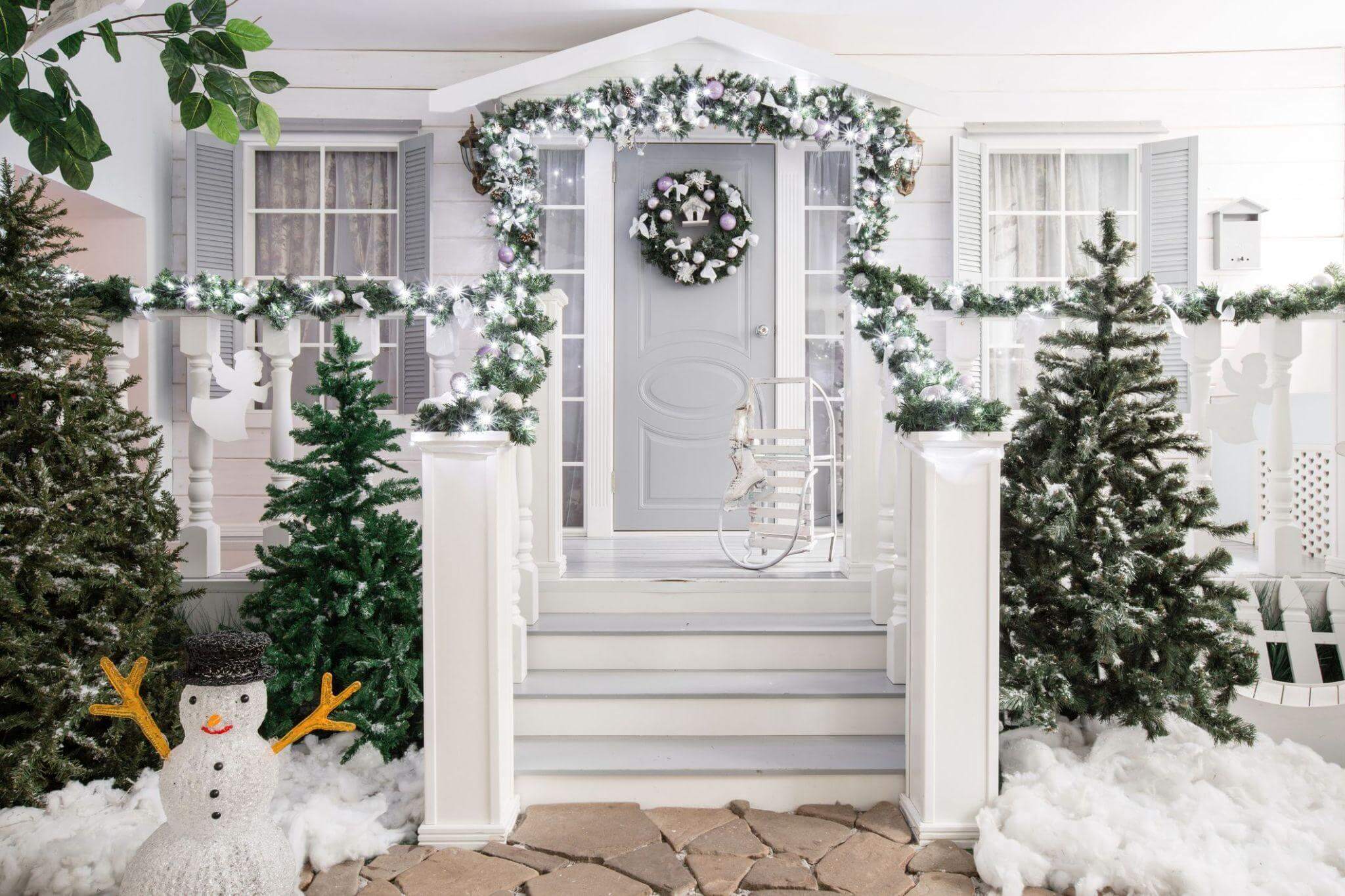 How to Decorate Home Door on Christmas Festival